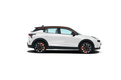 Lynk&Co 06